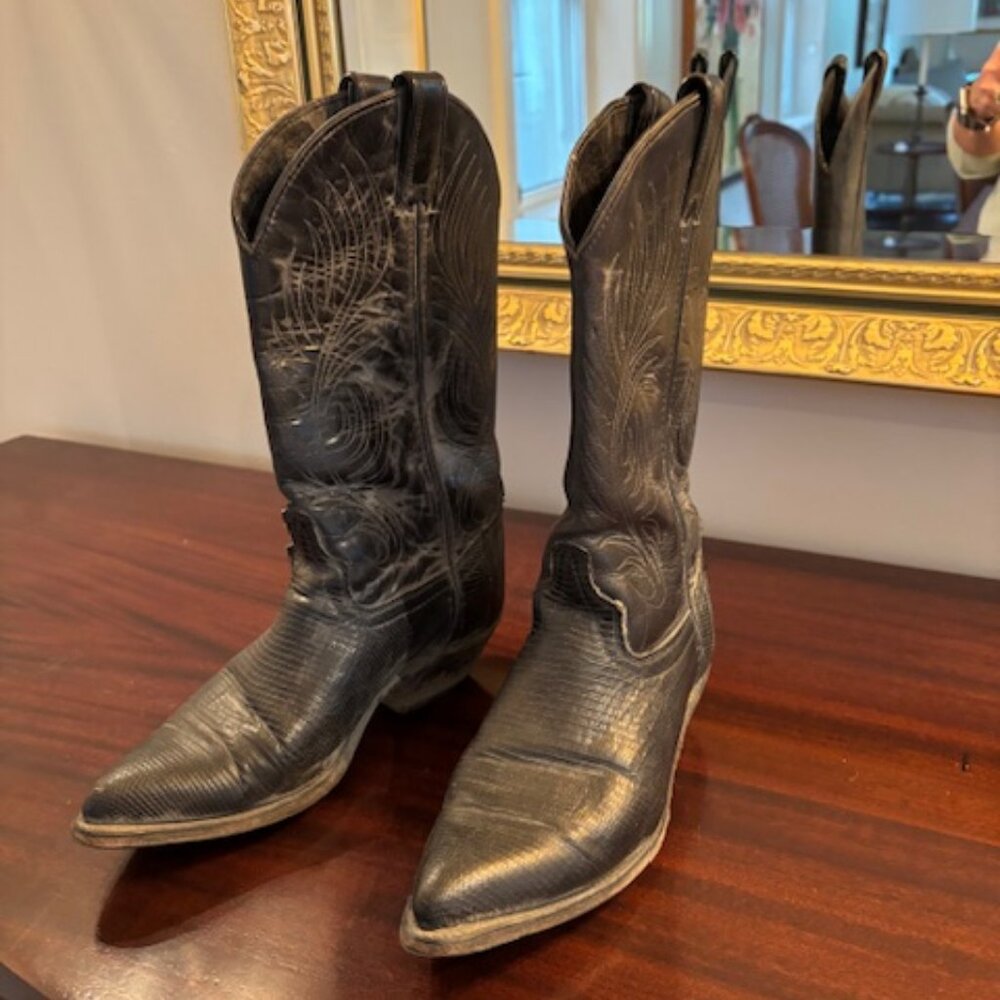 Classic Black Women's Heeled Cowboy Boots